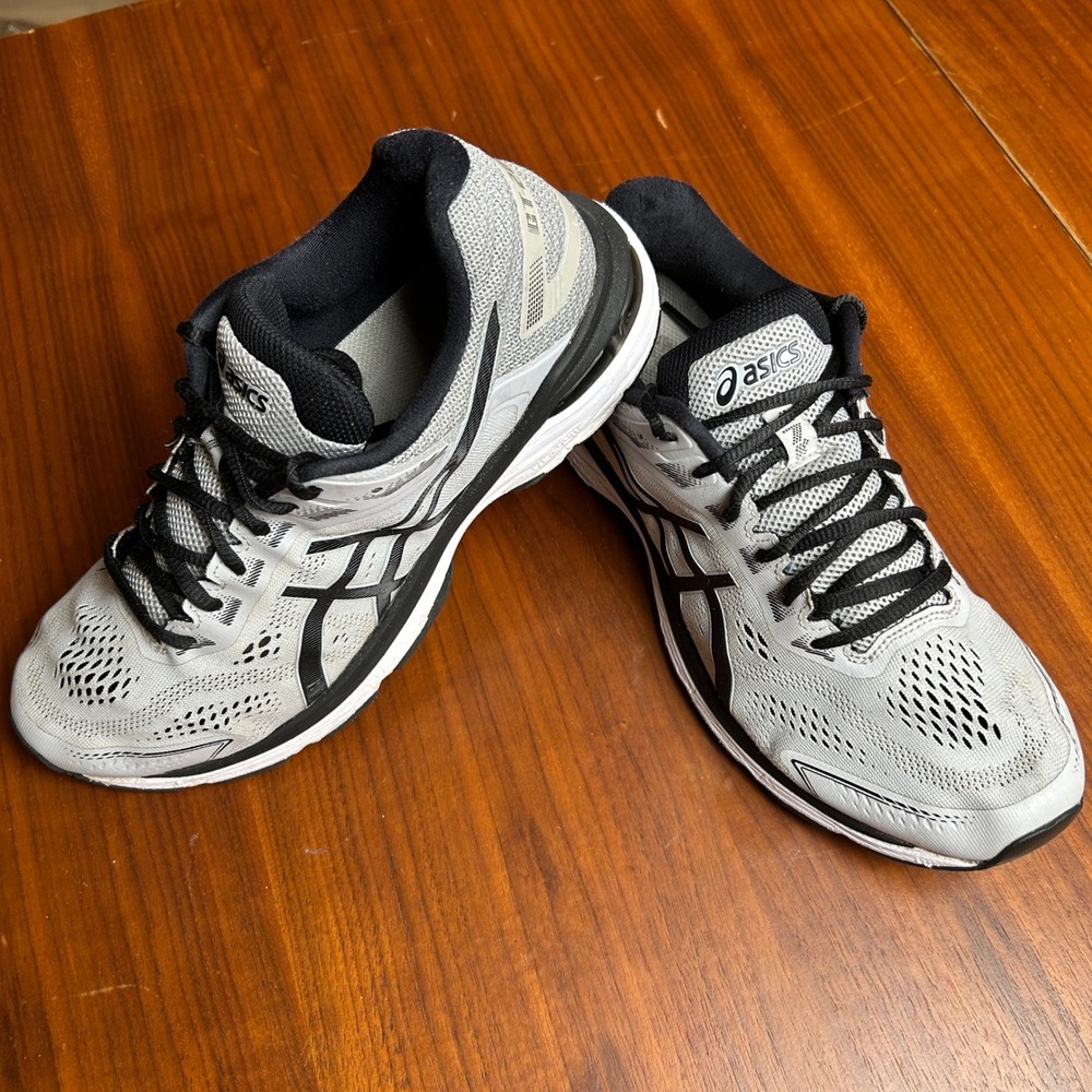 Asics GT-2000 7 Mens Running Shoes Grey Black 1011A158 Size 9.5